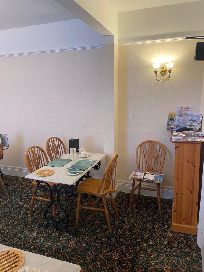 Landguard Lodge Guest House Shipley  Eksteriør billede