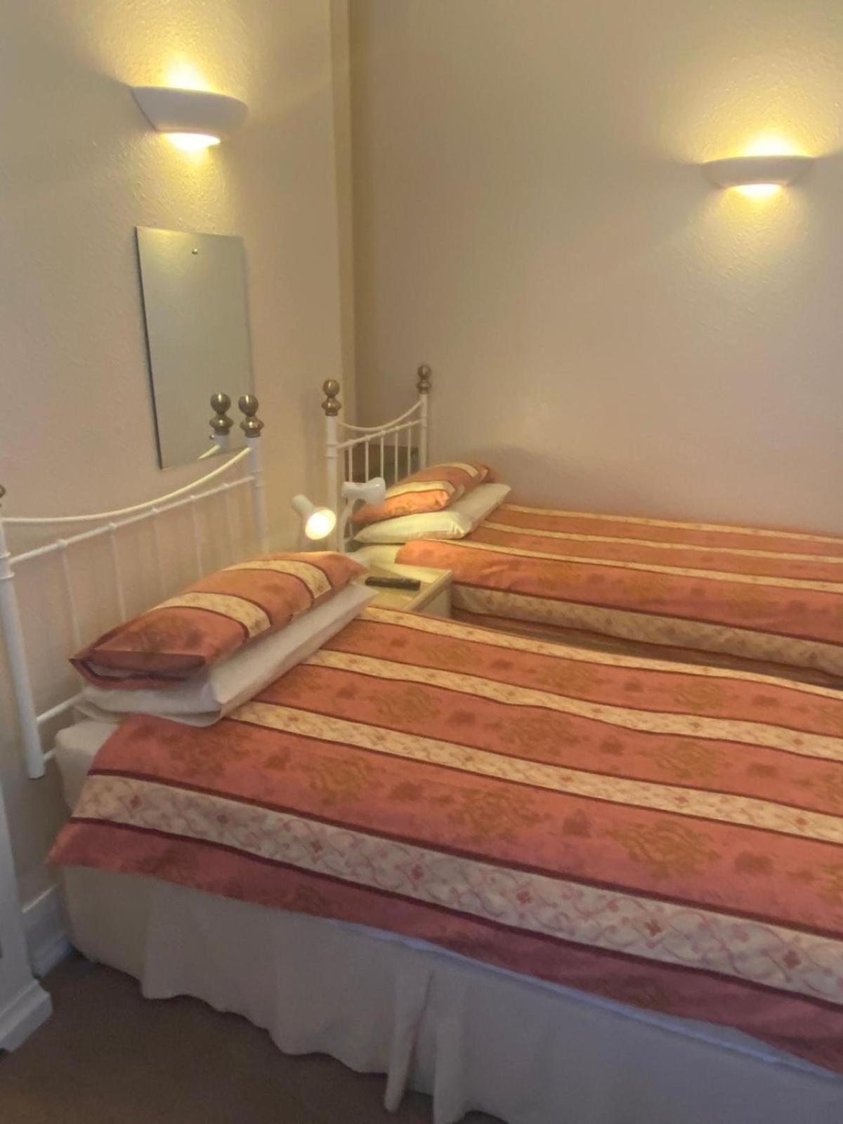 Landguard Lodge Guest House Shipley  Værelse billede